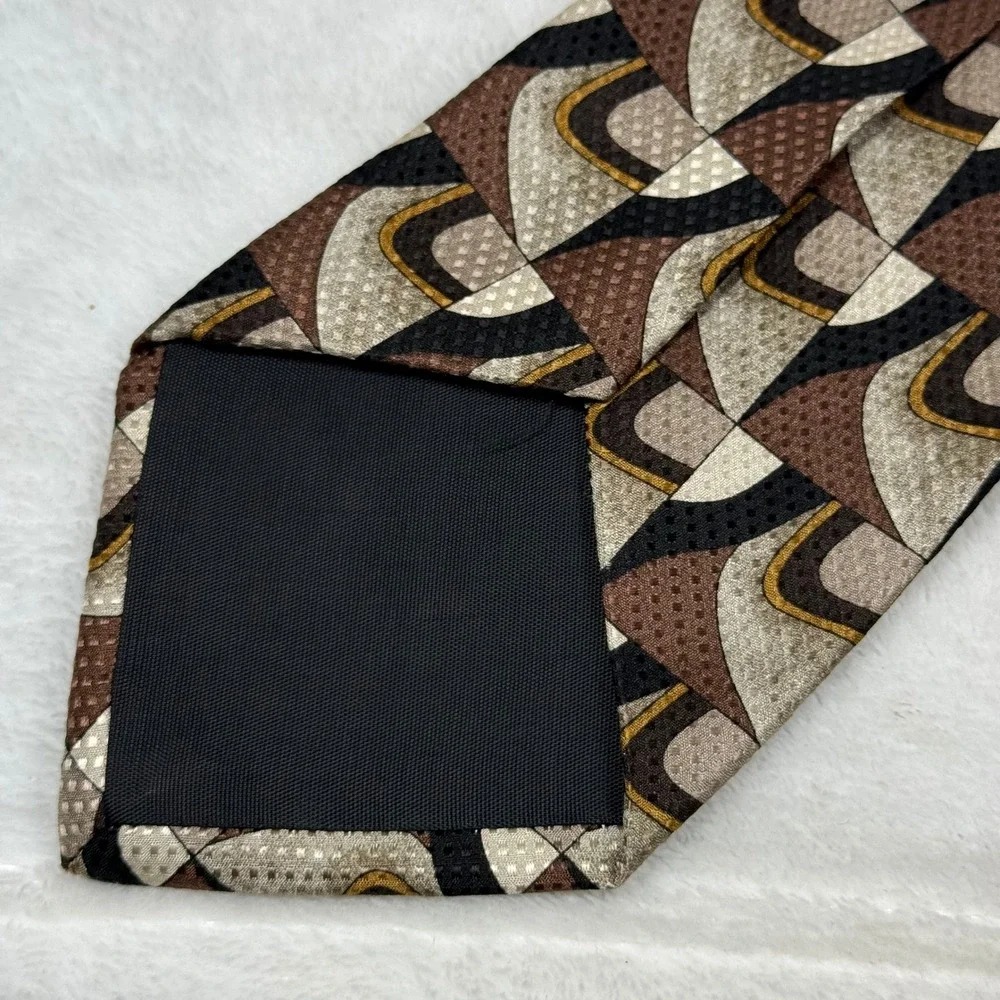 Valentino Pietro Mens Silk Necktie Brown Black Geometric Abstract Hand Fashioned